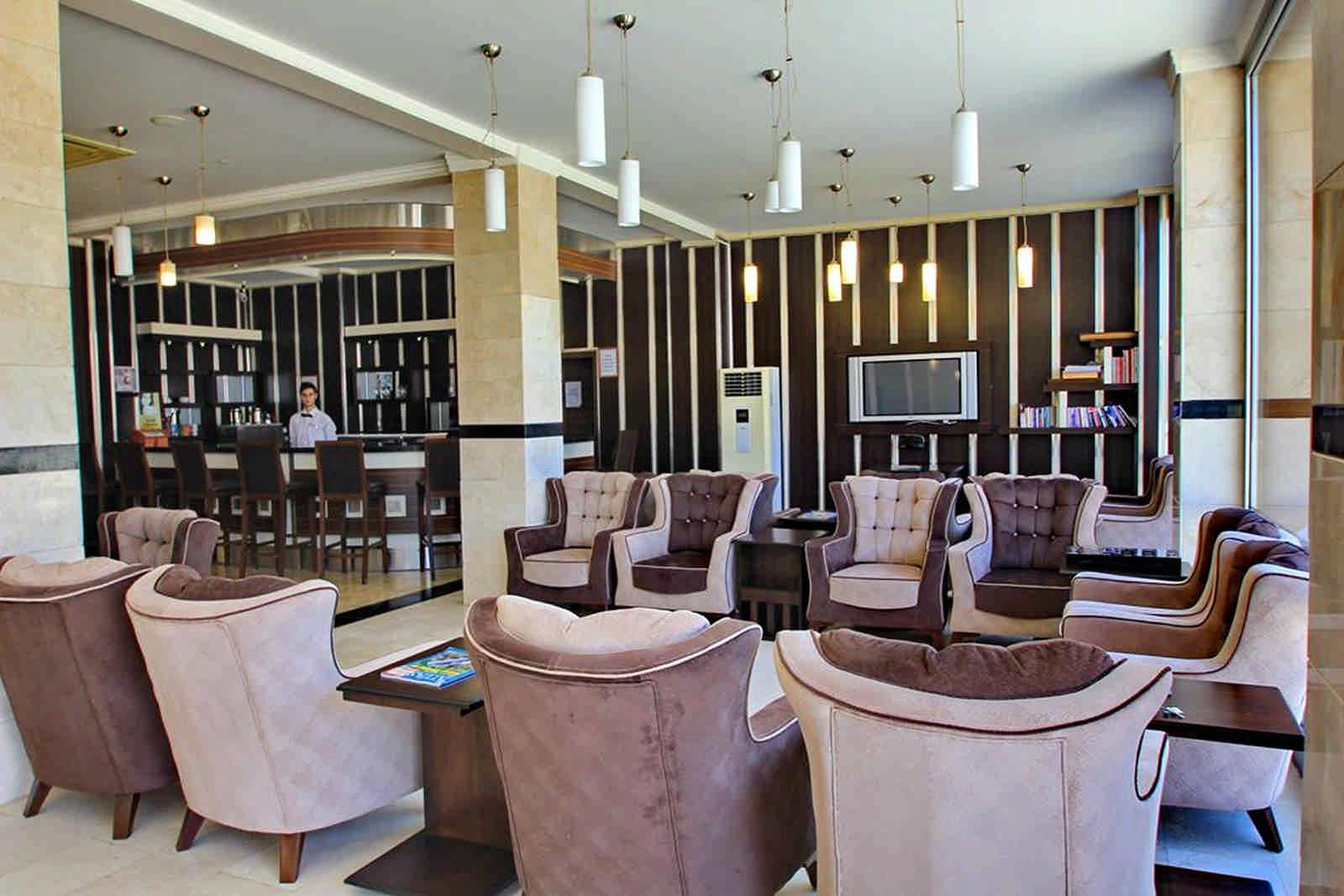 Royal Palace Kuşadası Hotel