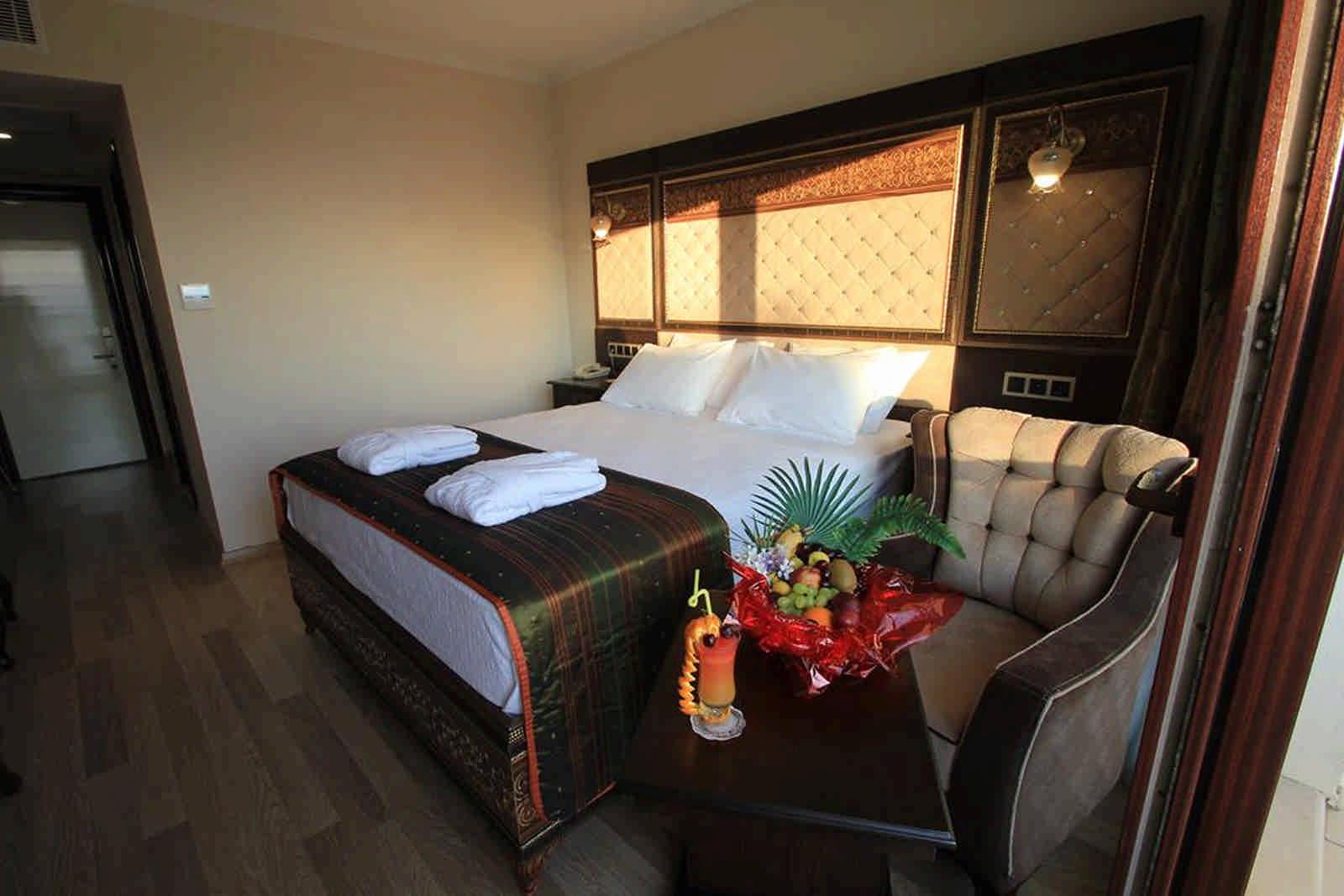 Royal Palace Kuşadası Hotel