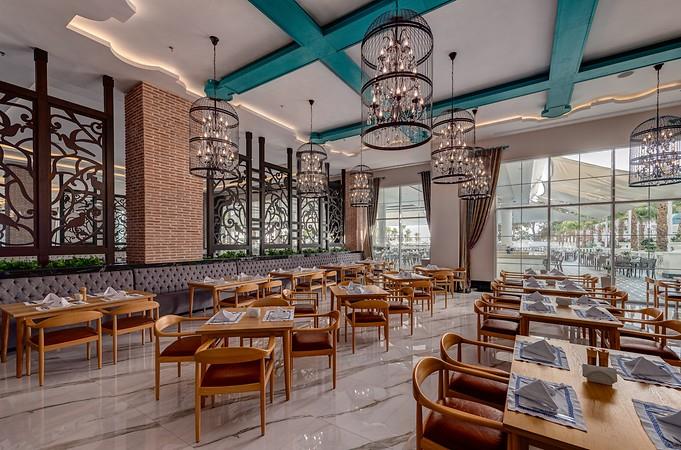 Rubi Platinum Spa Resort & Suites