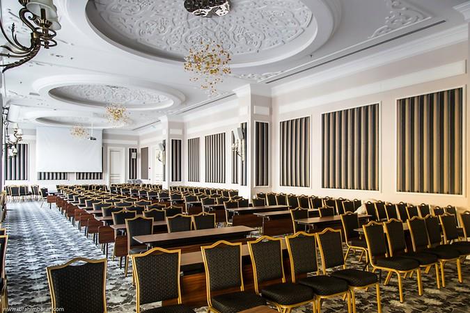 Rubi Platinum Spa Resort & Suites