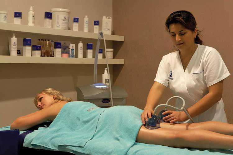 Sea World Resort Hotel