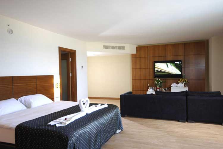 Sea World Resort Hotel