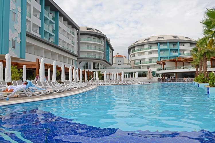 Seashell Resort Spa Hotel