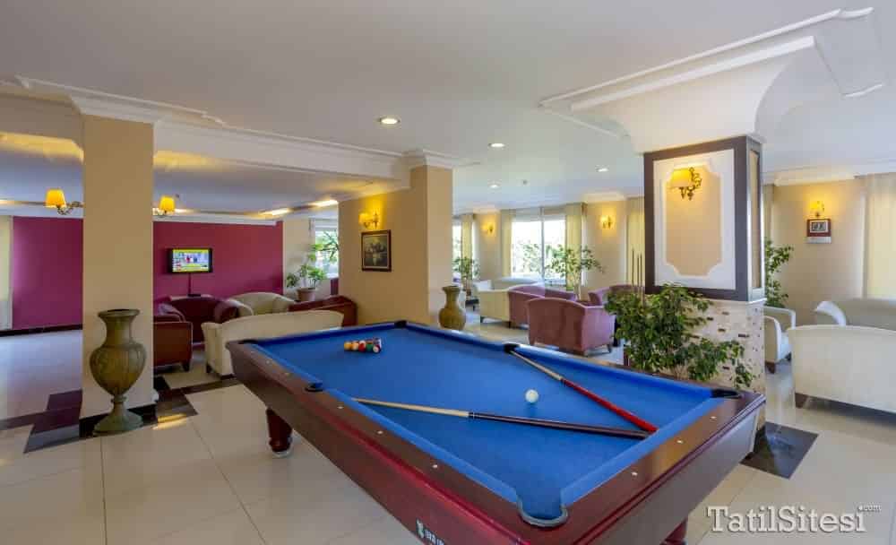 Senza Inova Beach Hotel