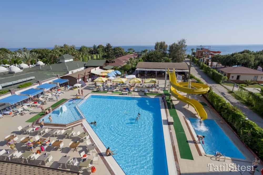 Senza Inova Beach Hotel
