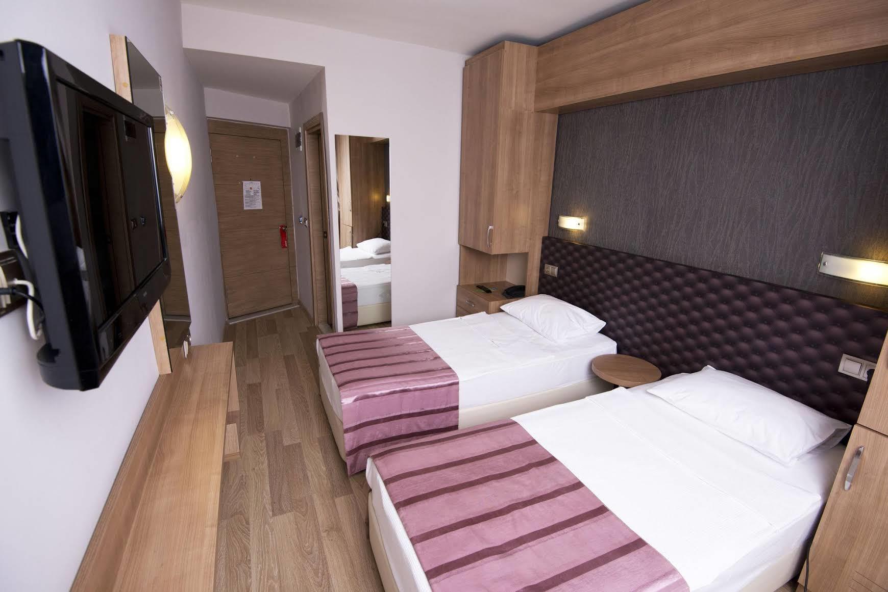 Sol Beach Hotel