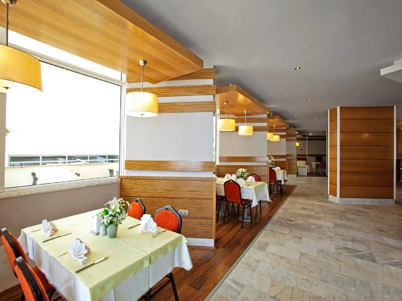 Sol Beach Hotel