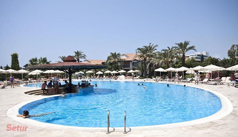 Starlight Resort Hotel 