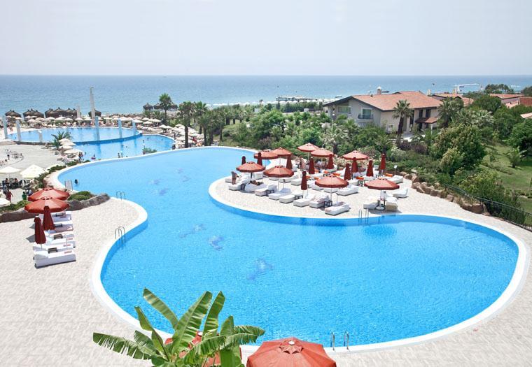 Starlight Resort Hotel 