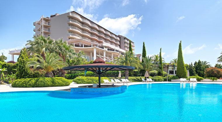 Starlight Resort Hotel 