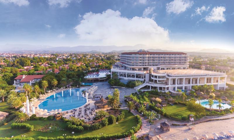 Starlight Resort Hotel 
