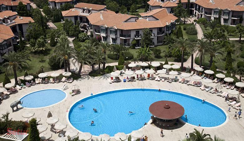 Starlight Resort Hotel 
