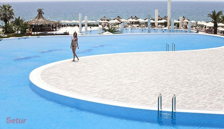 Starlight Resort Hotel 