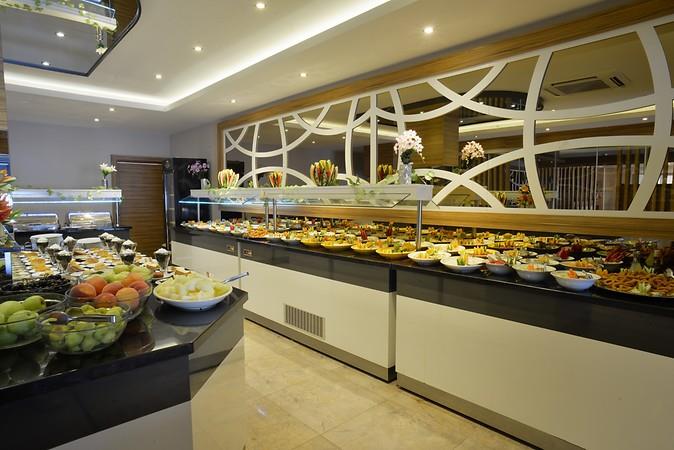 Sun Maris Beach Hotel