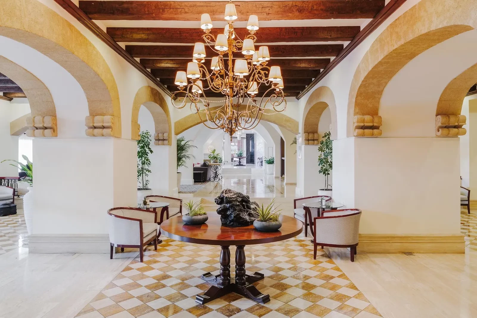 The Arkın Colony Hotel