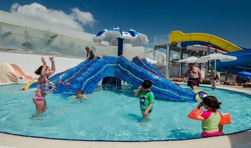 The Lumos Deluxe Resort Hotel Spa