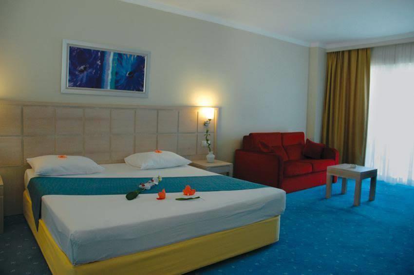 The Maxim Resort Hotel