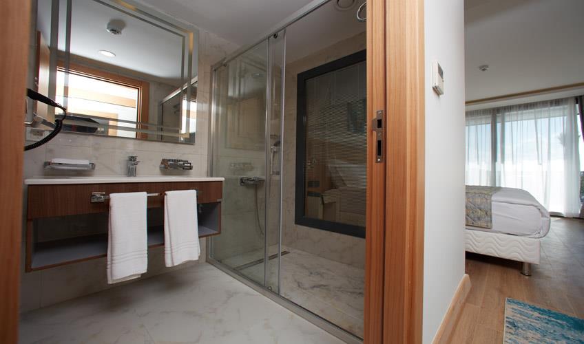 The Nowness Luxury Hotel