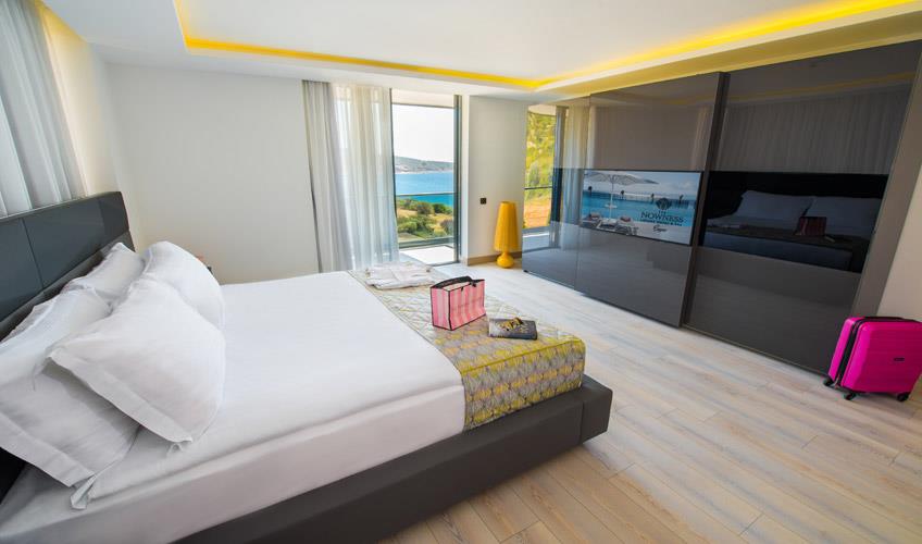 The Nowness Luxury Hotel