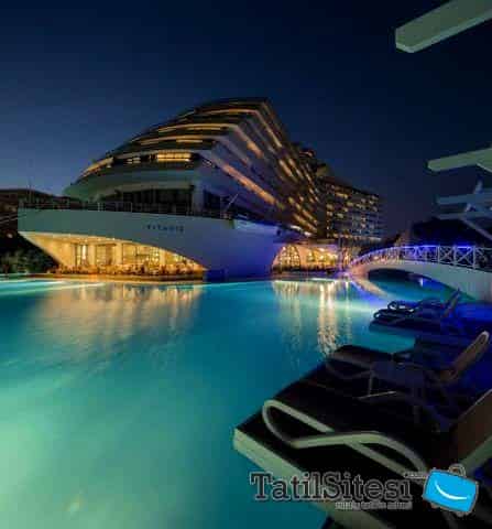 Titanic Beach Resort Hotel