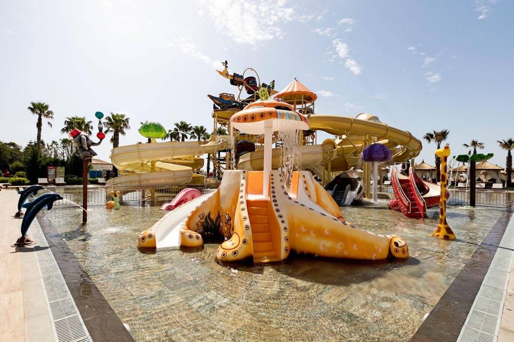 Titanic Mardan Palace