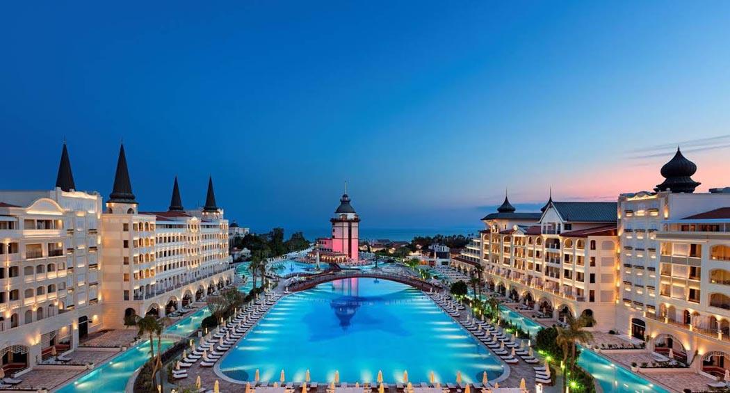 Titanic Mardan Palace