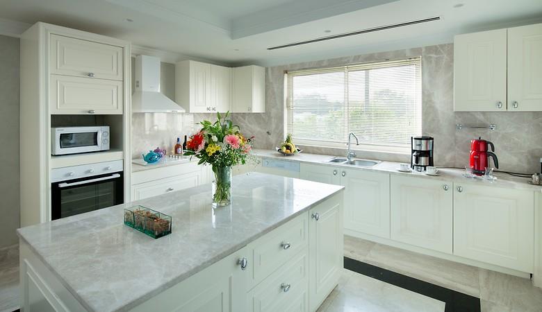 Titanic Mardan Palace