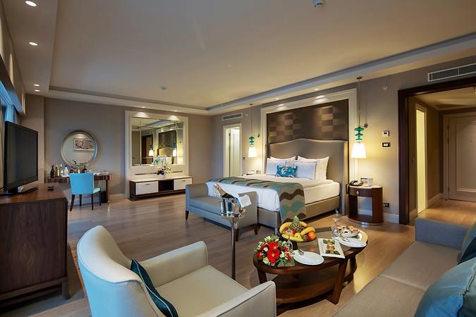 Titanic Mardan Palace