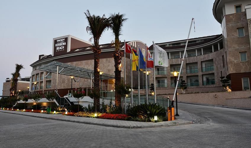 Trendy Verbena Beach