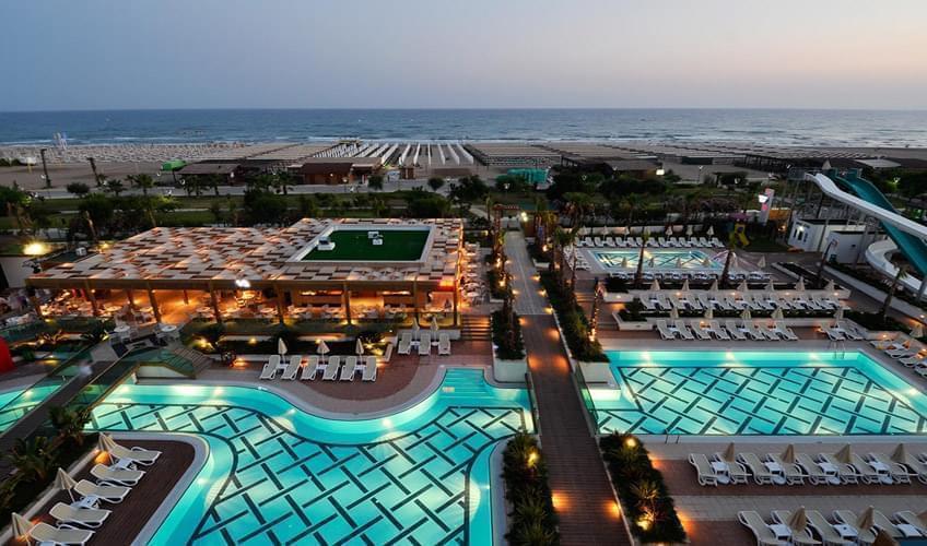 Trendy Verbena Beach