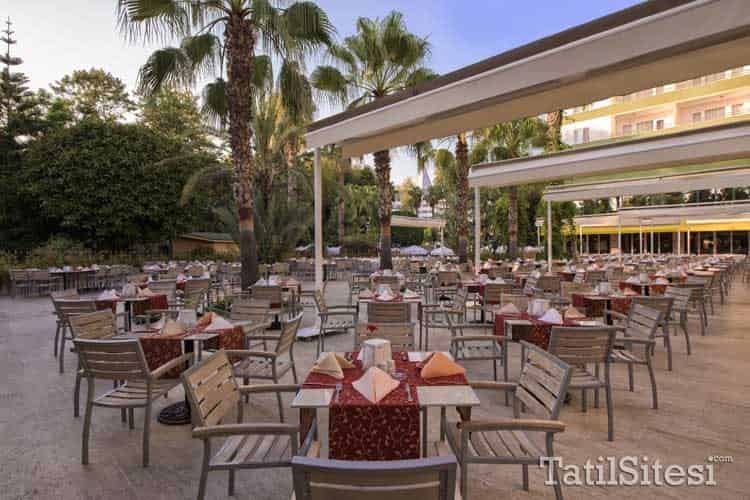 Delphin Botanik Hotel