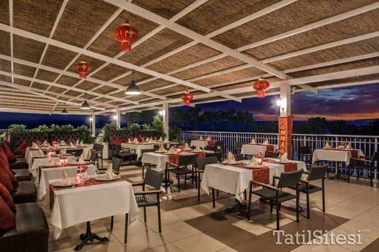 Delphin Botanik Hotel