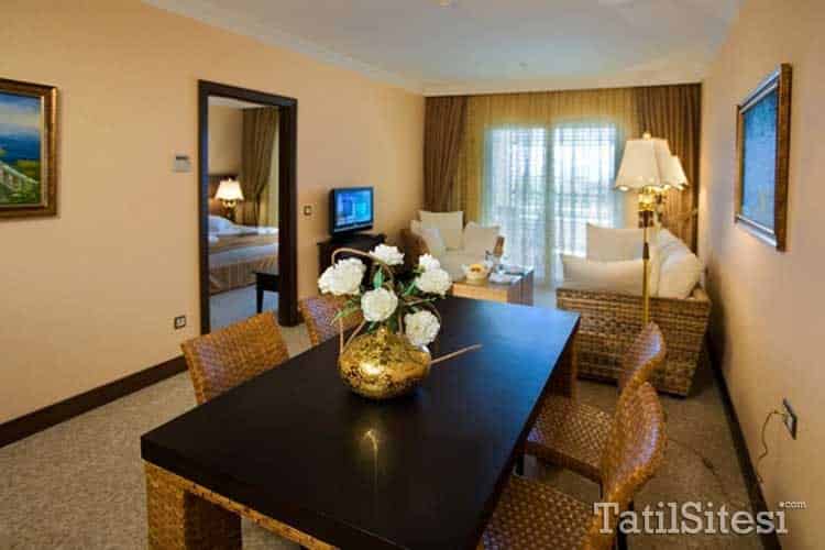 Latanya Beach Resort Hotel