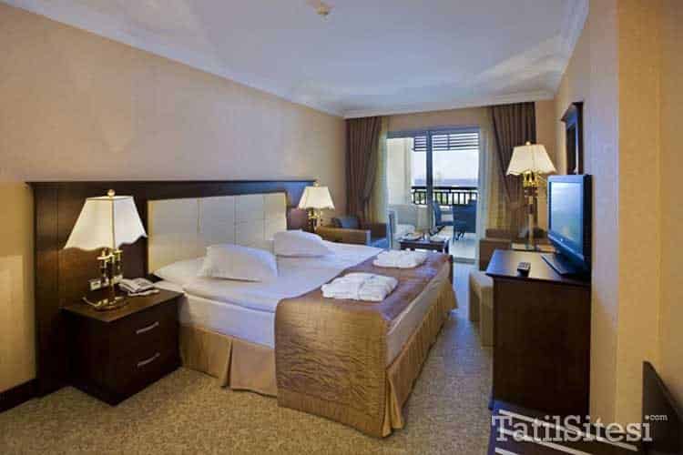 Latanya Beach Resort Hotel