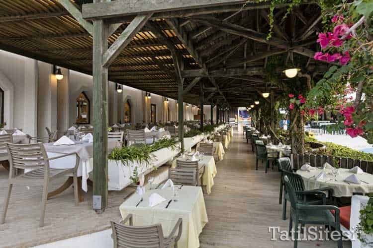 Özkaymak Marina Hotel