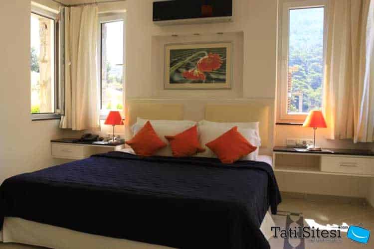 Nicholas Heights Deluxe Suite Hotel 