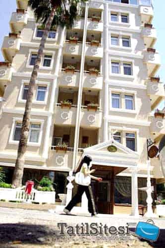 Triana Hotel