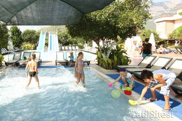 Garden Resort Bergamot Hotel