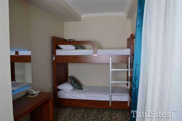 Club Side Coast Hotel