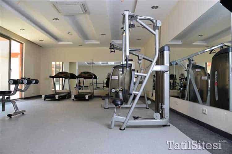 Club Side Coast Hotel