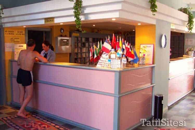Temple Class Hotel