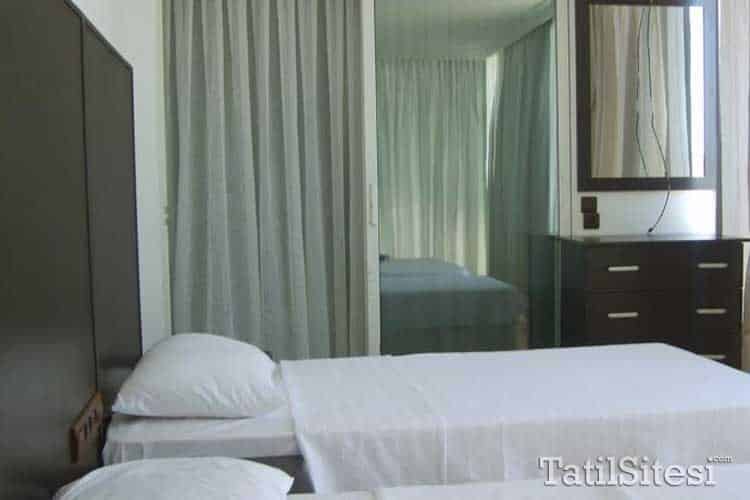 Temple Class Hotel