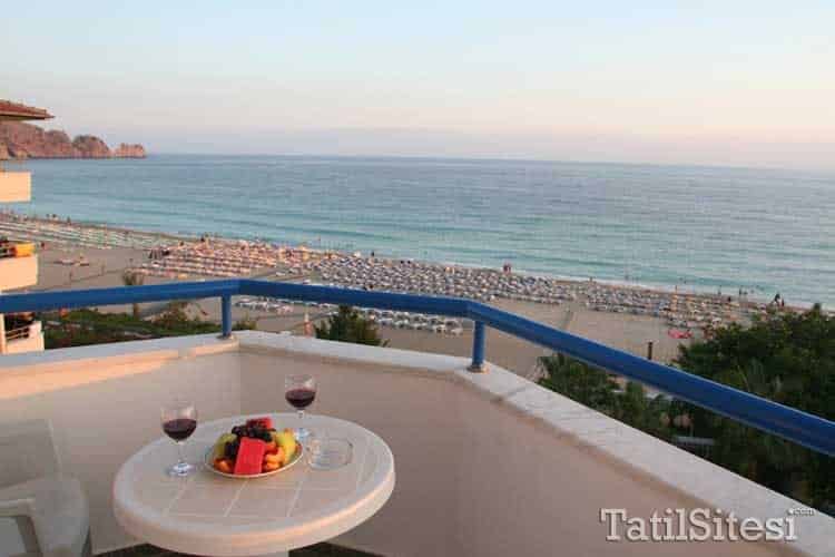Elysee Beach Hotel