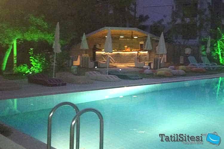 Zeus Kumlubuk Hotel