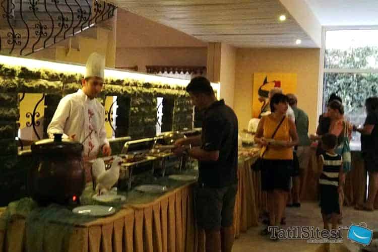 Zeus Kumlubuk Hotel