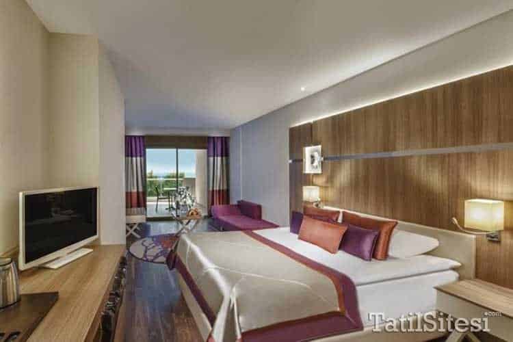 Delphin Botanik Platinum