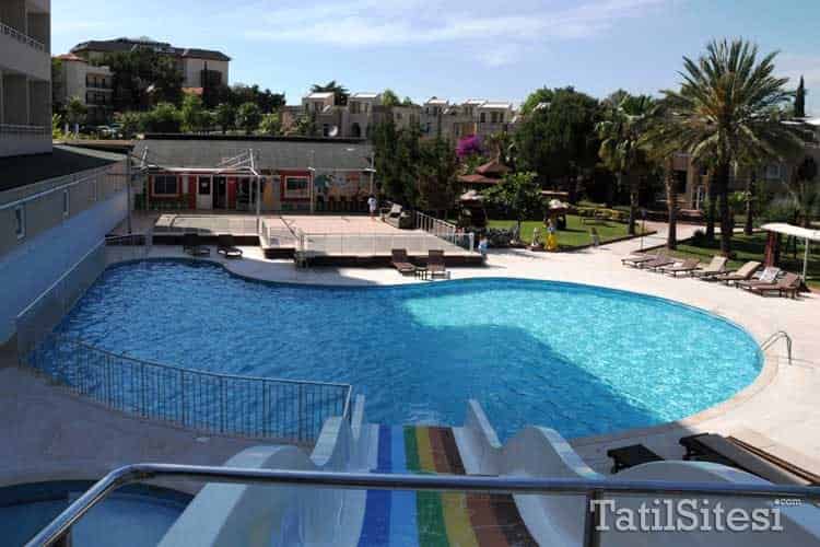Club Hotel Karaburun