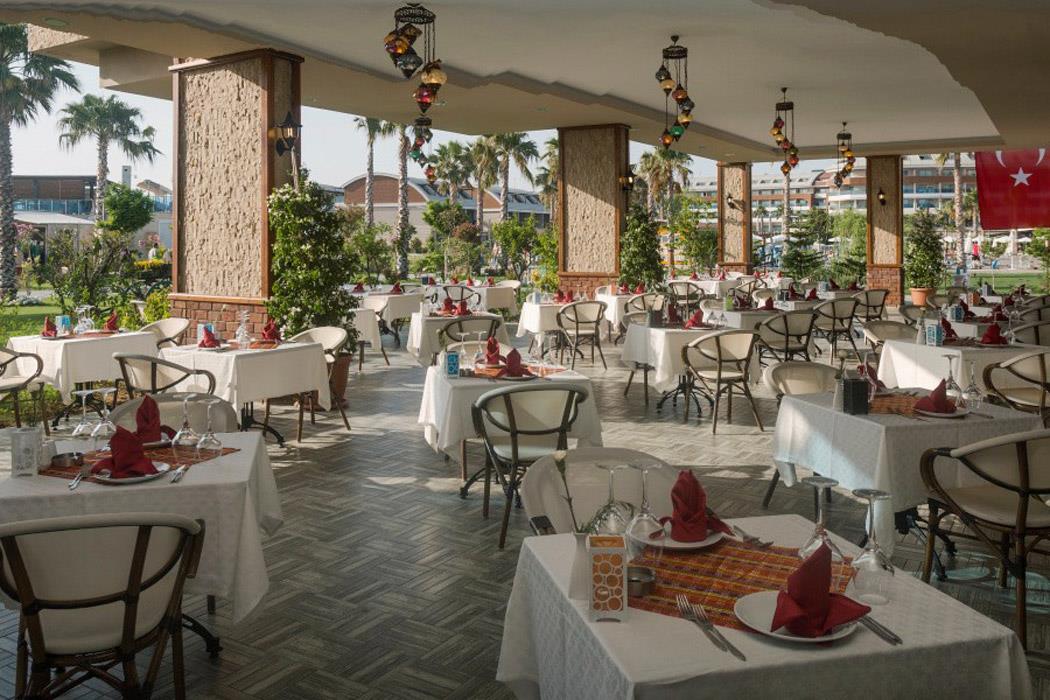 Tui Magic Life Jacaranda