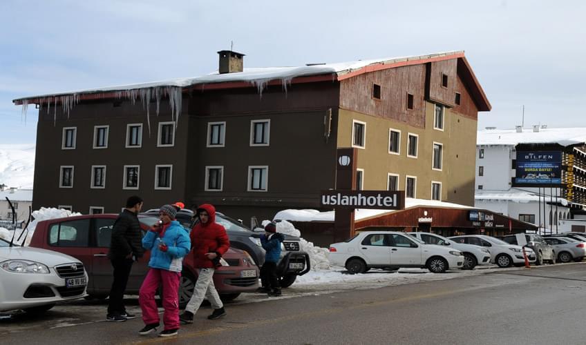 Uslan Hotel