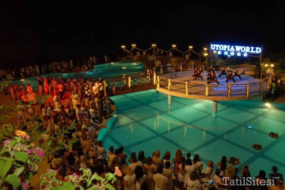 Utopia World Hotel